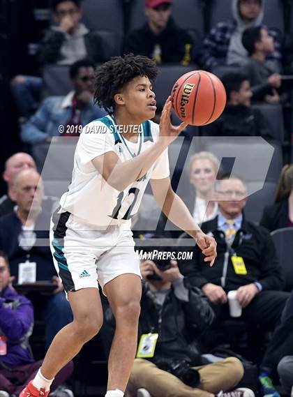 Thumbnail 3 in Modesto Christian vs. Sheldon (CIF SJS D1 Final) photogallery.