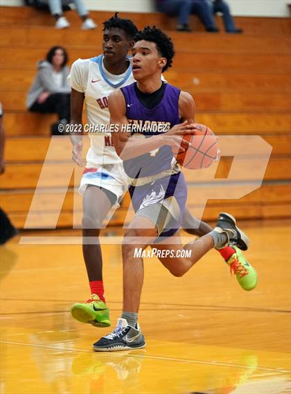Thumbnail 1 in Jersey Village vs. Madison (Conroe Christmas Classic) photogallery.