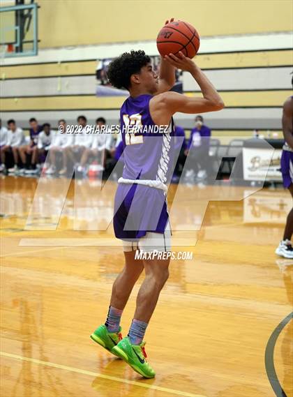 Thumbnail 1 in Jersey Village vs. Madison (Conroe Christmas Classic) photogallery.