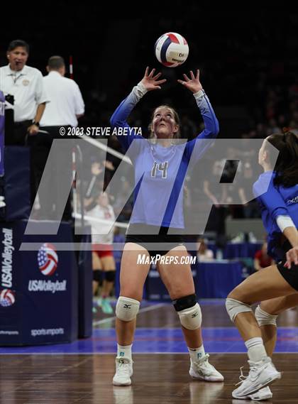 Thumbnail 2 in Valor Christian vs. Grandview (CHSAA 5A Second Round) photogallery.