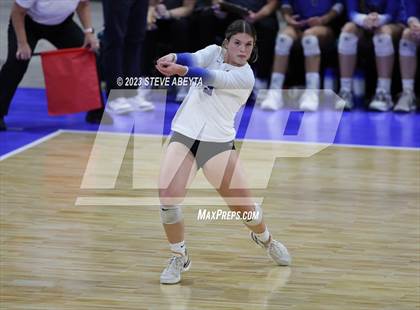 Thumbnail 2 in Valor Christian vs. Grandview (CHSAA 5A Second Round) photogallery.