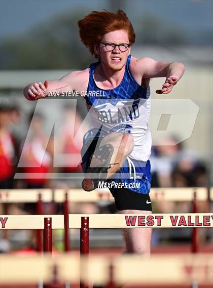 Thumbnail 2 in Eagle Relays (Hurdles) photogallery.