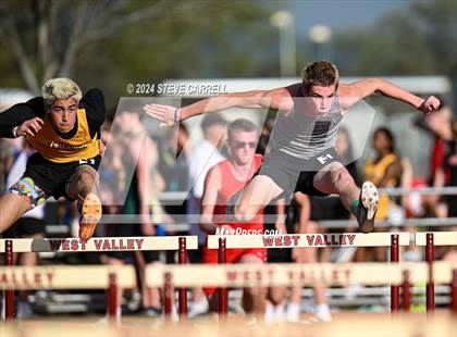 Thumbnail 2 in Eagle Relays (Hurdles) photogallery.
