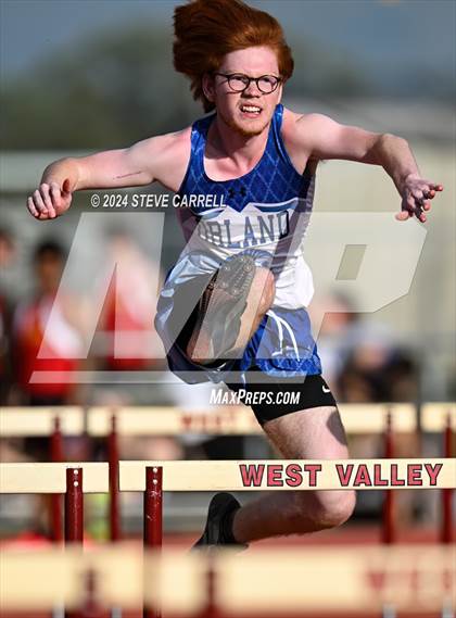 Thumbnail 3 in Eagle Relays (Hurdles) photogallery.