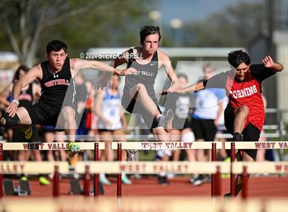 Thumbnail 3 in Eagle Relays (Hurdles) photogallery.