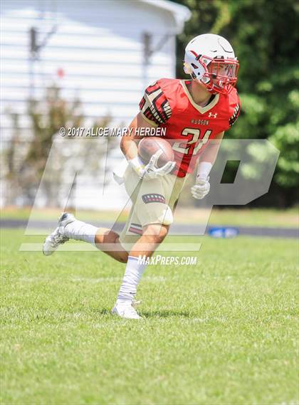 Thumbnail 3 in Hudson vs Land O' Lakes (Scrimmage) photogallery.