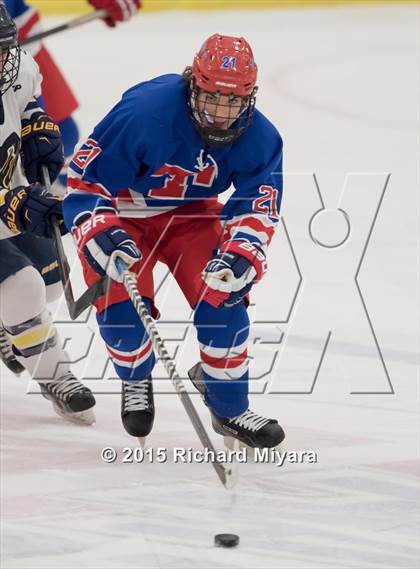 Thumbnail 2 in Bow vs Trinity (Bauer Holiday Tournament) photogallery.