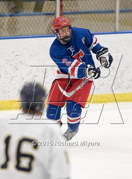 Thumbnail 1 in Bow vs Trinity (Bauer Holiday Tournament) photogallery.