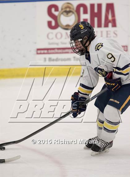 Thumbnail 3 in Bow vs Trinity (Bauer Holiday Tournament) photogallery.