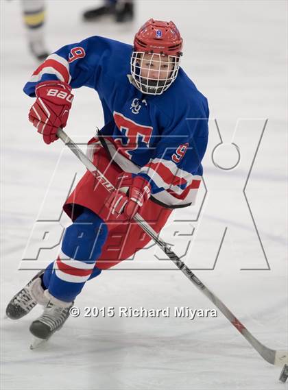 Thumbnail 2 in Bow vs Trinity (Bauer Holiday Tournament) photogallery.