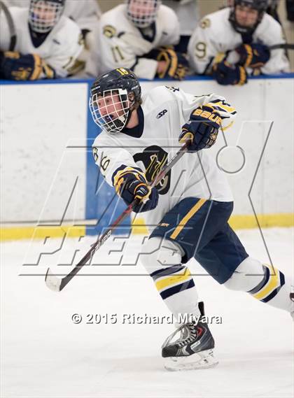 Thumbnail 3 in Bow vs Trinity (Bauer Holiday Tournament) photogallery.