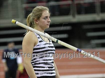 Thumbnail 3 in Run For The Dream California Indoor Invitational (Girls Field Events) photogallery.