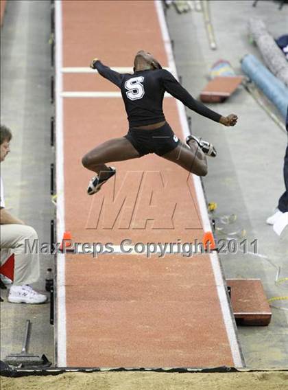 Thumbnail 1 in Run For The Dream California Indoor Invitational (Girls Field Events) photogallery.