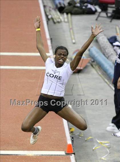 Thumbnail 1 in Run For The Dream California Indoor Invitational (Girls Field Events) photogallery.