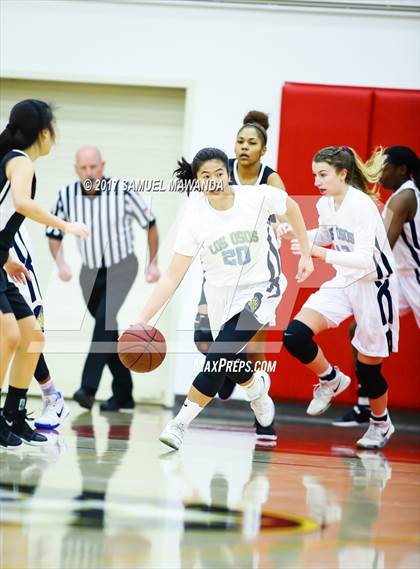 Thumbnail 2 in Los Osos vs  Bishop Montgomery (Harvard-Westlake Holiday Classic) photogallery.