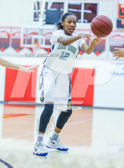 Thumbnail 1 in Los Osos vs  Bishop Montgomery (Harvard-Westlake Holiday Classic) photogallery.