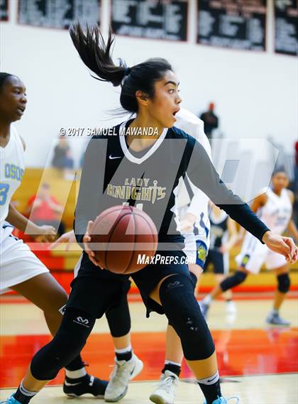 Thumbnail 3 in Los Osos vs  Bishop Montgomery (Harvard-Westlake Holiday Classic) photogallery.