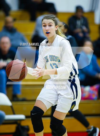 Thumbnail 2 in Los Osos vs  Bishop Montgomery (Harvard-Westlake Holiday Classic) photogallery.