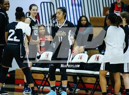 Thumbnail 2 in Los Osos vs  Bishop Montgomery (Harvard-Westlake Holiday Classic) photogallery.