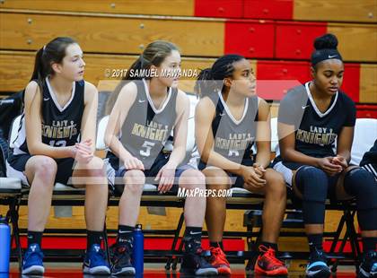 Thumbnail 3 in Los Osos vs  Bishop Montgomery (Harvard-Westlake Holiday Classic) photogallery.