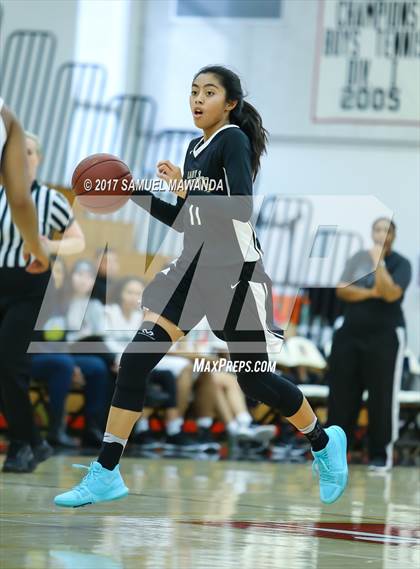 Thumbnail 1 in Los Osos vs  Bishop Montgomery (Harvard-Westlake Holiday Classic) photogallery.