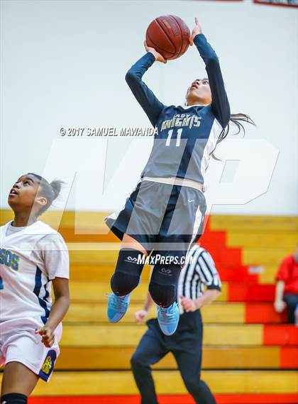 Thumbnail 1 in Los Osos vs  Bishop Montgomery (Harvard-Westlake Holiday Classic) photogallery.