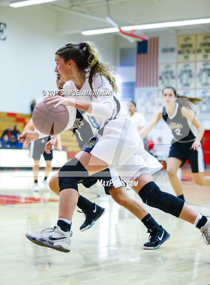 Thumbnail 1 in Los Osos vs  Bishop Montgomery (Harvard-Westlake Holiday Classic) photogallery.