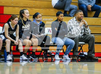 Thumbnail 2 in Los Osos vs  Bishop Montgomery (Harvard-Westlake Holiday Classic) photogallery.
