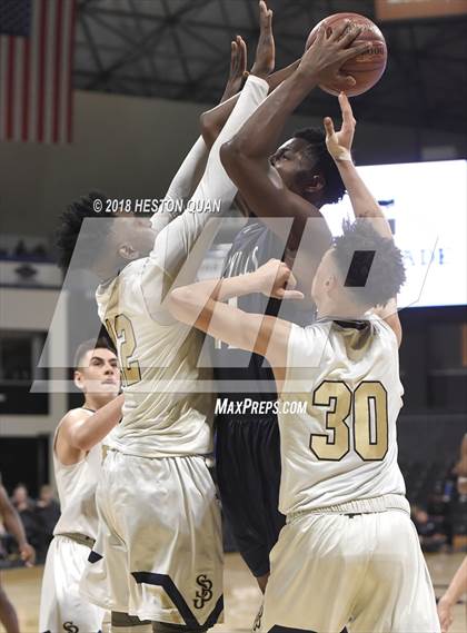 Thumbnail 3 in Chino Hills vs St. John Bosco (CIF State Southern Regional D1 Final) photogallery.
