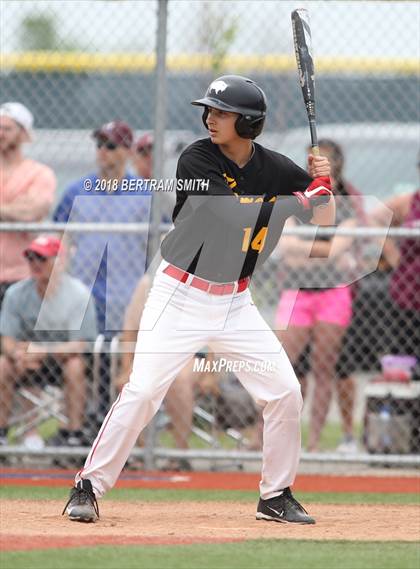 Thumbnail 2 in Williamsville East vs. Maryvale (Section 6 Class A Final) photogallery.