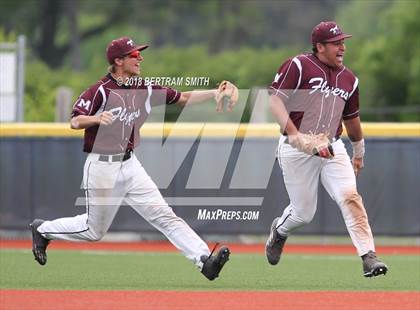 Thumbnail 3 in Williamsville East vs. Maryvale (Section 6 Class A Final) photogallery.