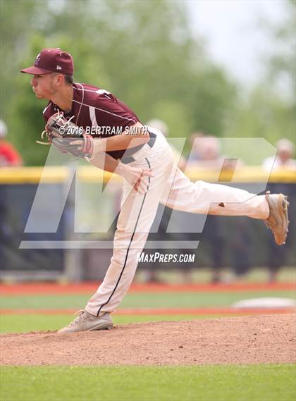 Thumbnail 3 in Williamsville East vs. Maryvale (Section 6 Class A Final) photogallery.