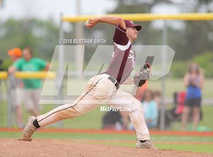 Thumbnail 3 in Williamsville East vs. Maryvale (Section 6 Class A Final) photogallery.