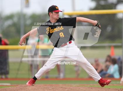 Thumbnail 3 in Williamsville East vs. Maryvale (Section 6 Class A Final) photogallery.