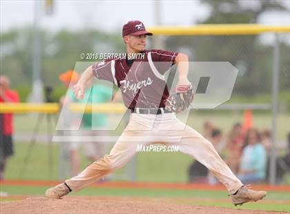 Thumbnail 1 in Williamsville East vs. Maryvale (Section 6 Class A Final) photogallery.