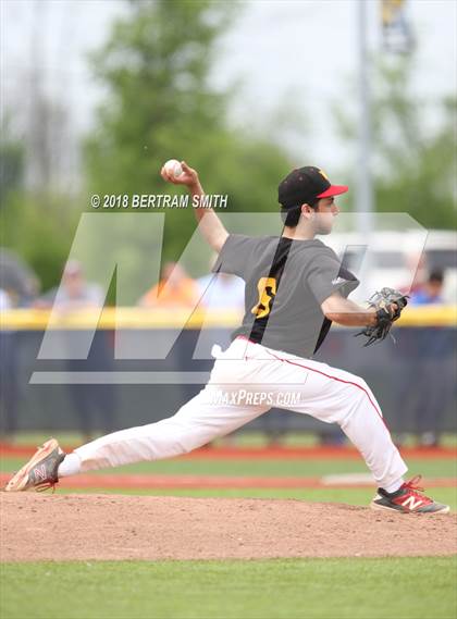 Thumbnail 1 in Williamsville East vs. Maryvale (Section 6 Class A Final) photogallery.