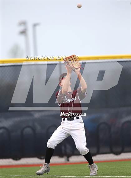 Thumbnail 2 in Williamsville East vs. Maryvale (Section 6 Class A Final) photogallery.