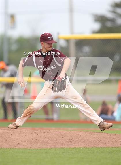 Thumbnail 2 in Williamsville East vs. Maryvale (Section 6 Class A Final) photogallery.