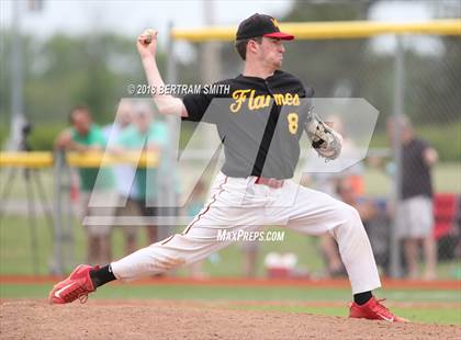 Thumbnail 1 in Williamsville East vs. Maryvale (Section 6 Class A Final) photogallery.