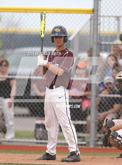 Thumbnail 1 in Williamsville East vs. Maryvale (Section 6 Class A Final) photogallery.
