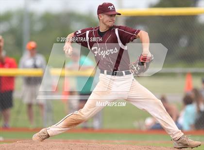 Thumbnail 3 in Williamsville East vs. Maryvale (Section 6 Class A Final) photogallery.