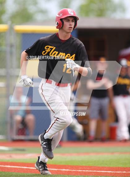 Thumbnail 3 in Williamsville East vs. Maryvale (Section 6 Class A Final) photogallery.