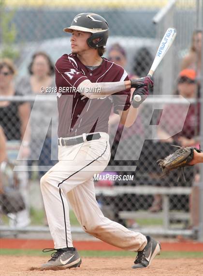 Thumbnail 1 in Williamsville East vs. Maryvale (Section 6 Class A Final) photogallery.