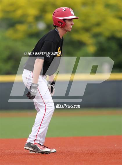 Thumbnail 2 in Williamsville East vs. Maryvale (Section 6 Class A Final) photogallery.