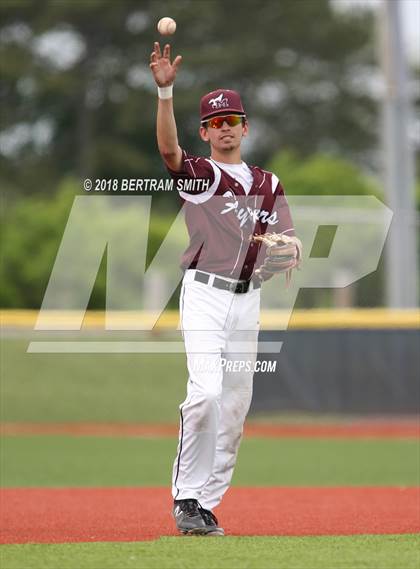 Thumbnail 2 in Williamsville East vs. Maryvale (Section 6 Class A Final) photogallery.