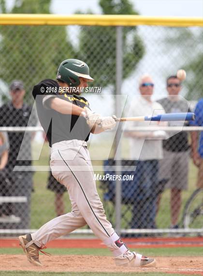 Thumbnail 1 in Williamsville East vs. Maryvale (Section 6 Class A Final) photogallery.