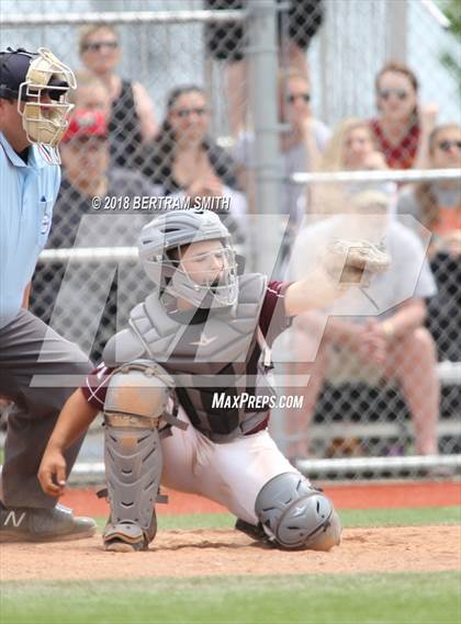 Thumbnail 2 in Williamsville East vs. Maryvale (Section 6 Class A Final) photogallery.
