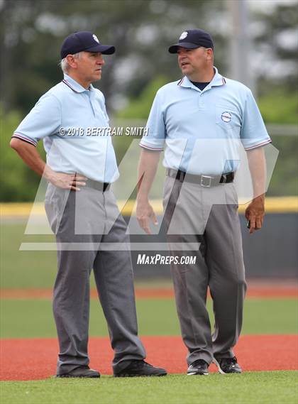 Thumbnail 3 in Williamsville East vs. Maryvale (Section 6 Class A Final) photogallery.