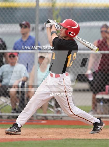 Thumbnail 1 in Williamsville East vs. Maryvale (Section 6 Class A Final) photogallery.