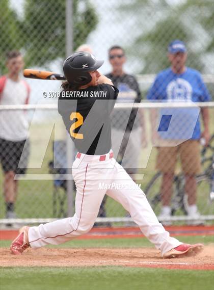 Thumbnail 3 in Williamsville East vs. Maryvale (Section 6 Class A Final) photogallery.